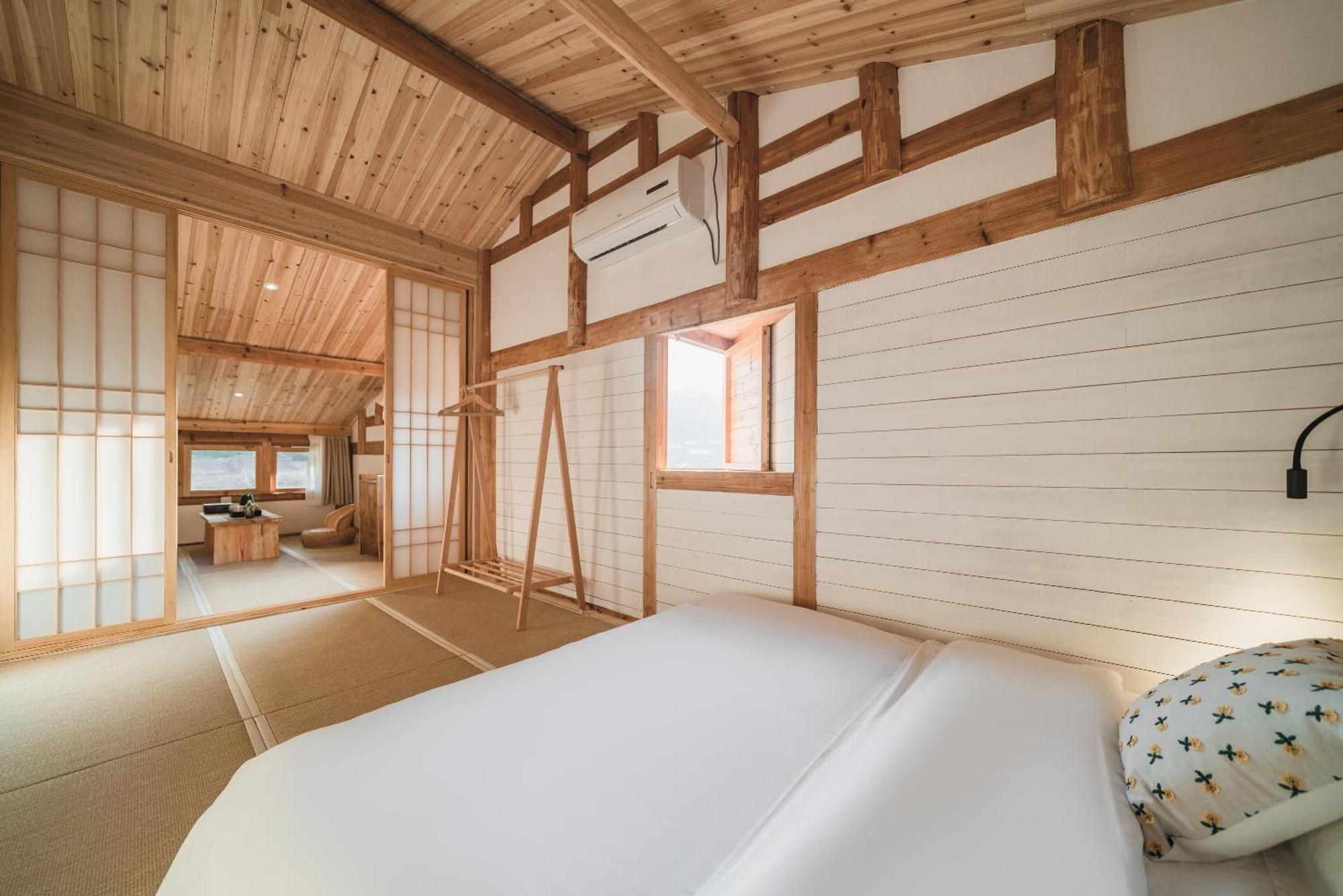 肇兴溪舍山堂 Creekside Inn Ліпін Екстер'єр фото